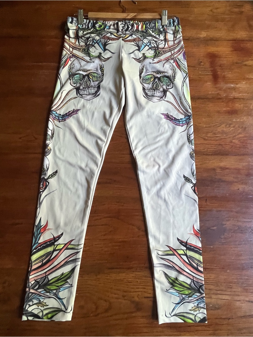 Women’s Beige Skull Print Skinny Jeans